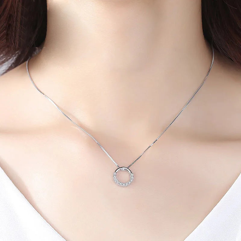 Round Zircon Pendants Necklace