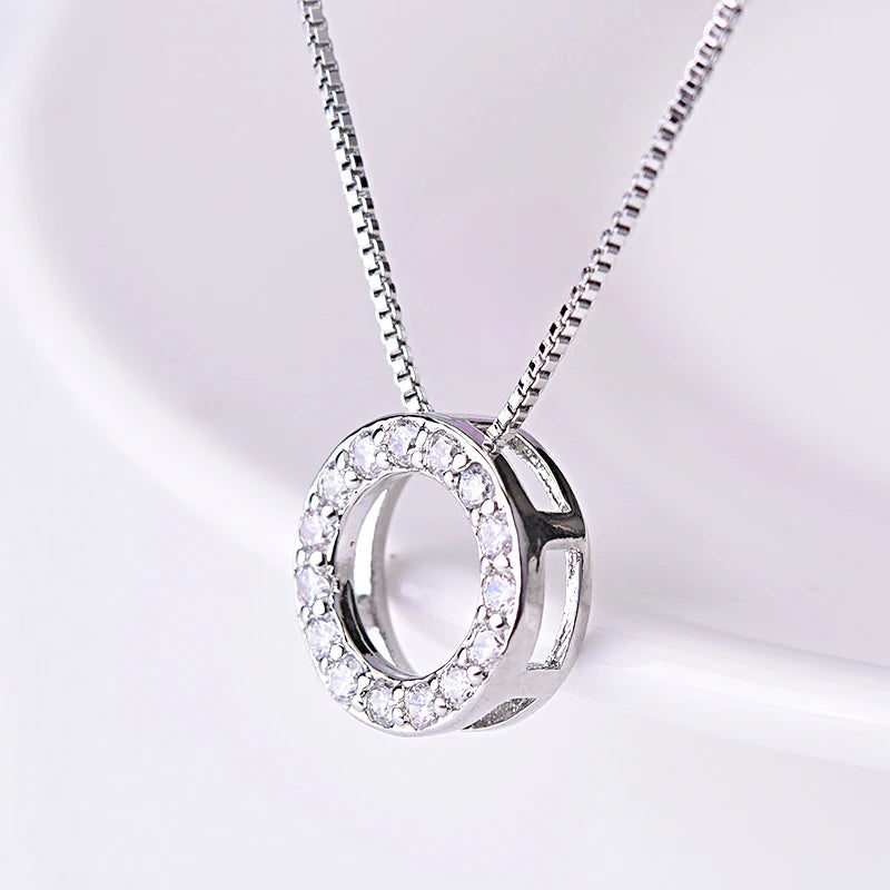 Round Zircon Pendants Necklace