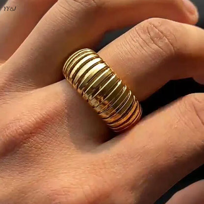 Spiral Texture Ring